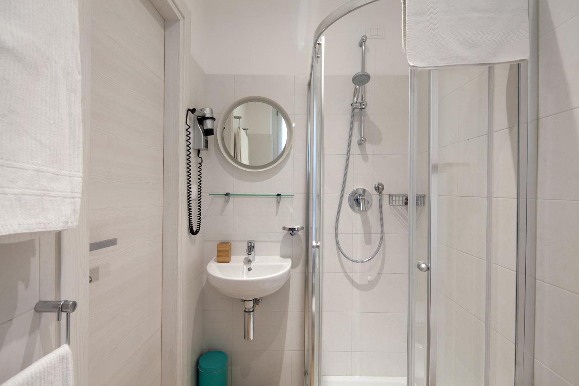 Cinque Terre Charme Rooms La Spezia Ngoại thất bức ảnh